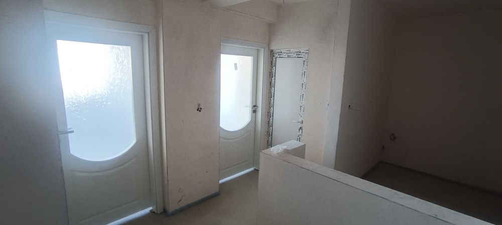 Продава се Двустаен апартамент в Кърджали, Възрожденци - 70 кв.м за 1108 €/кв.м - Снимка #2