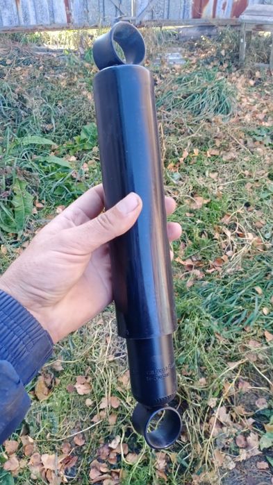 Амортизатор на газель УАЗ.