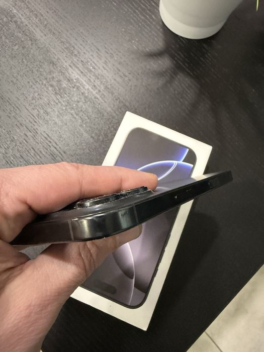 iPhone 16 Pro 256GB 94% батерия