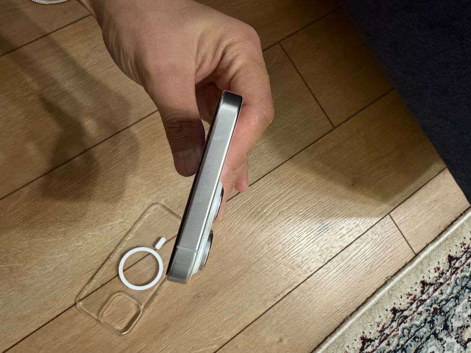 Продам iphone 16 pro Max