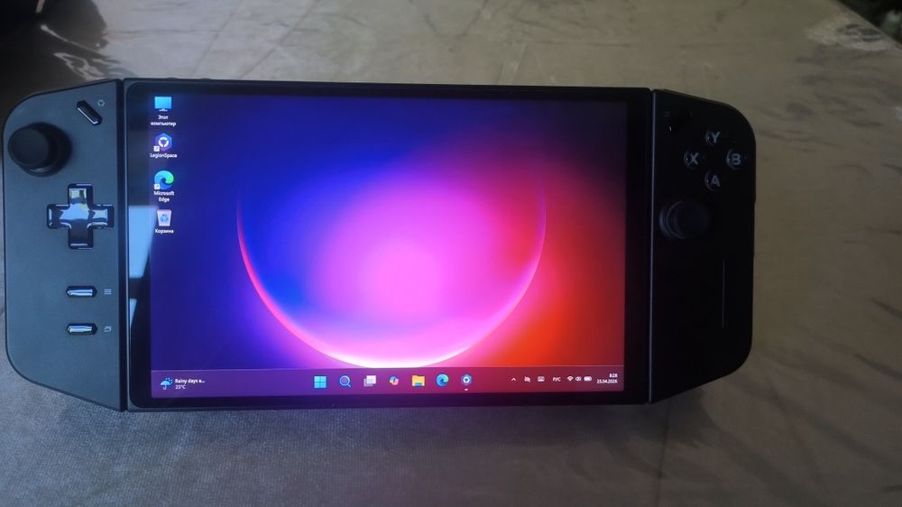 Lenovo Legion Go Z1 Extreme 16/512 / Идеал