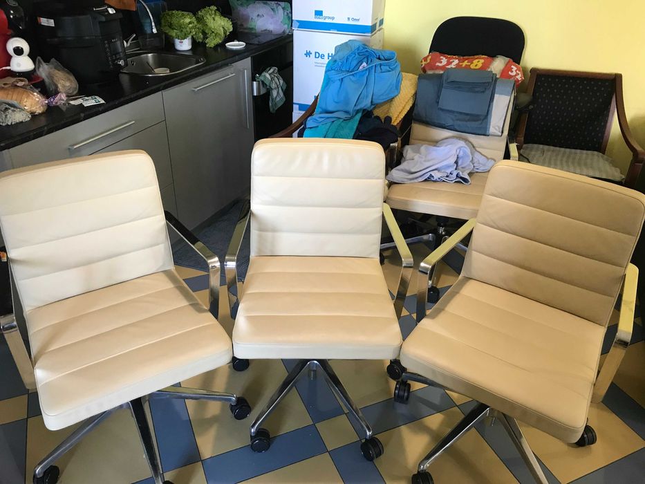 Дизайнерски конферентен стол-Bernhardt Design duet task chair