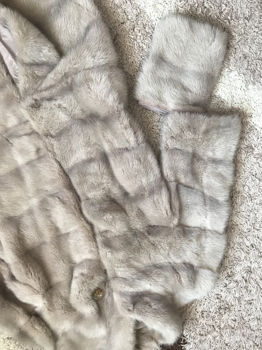 Продается норковая шуба