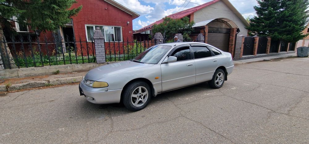 Продам Мазда Кронс