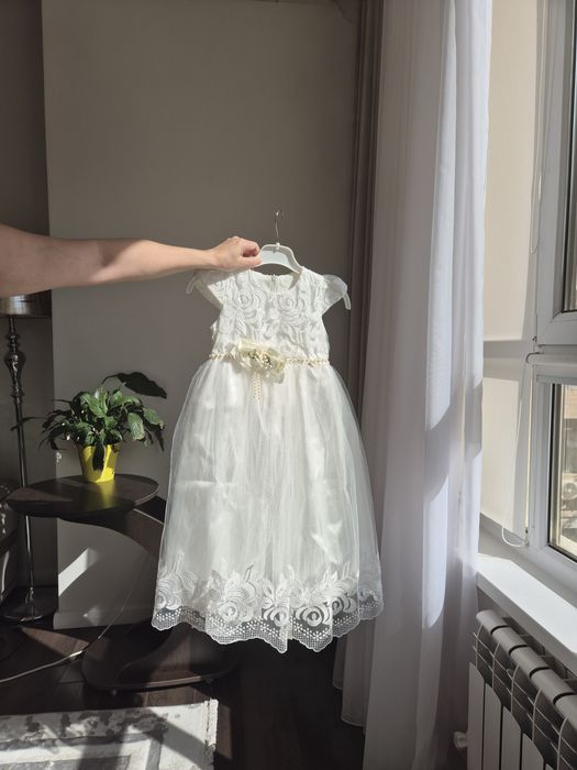 Платье бальное на 3-5 лет