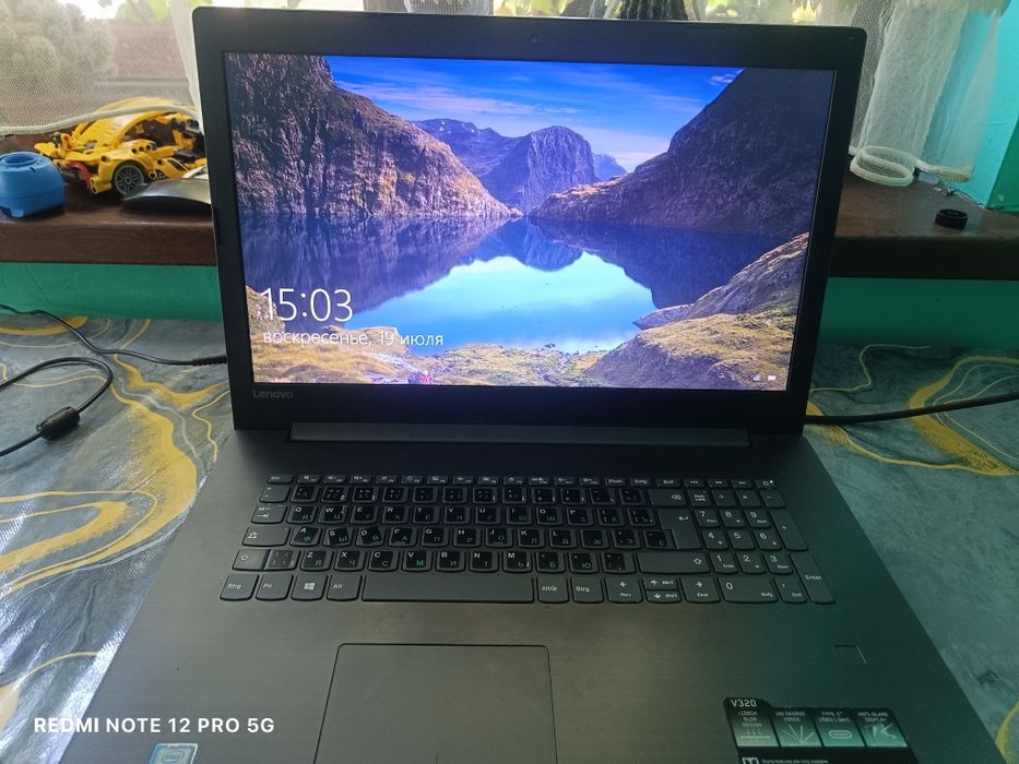 ноутбук lenovo в хорошем состоянии