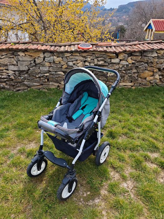 Бебешка / Детска Количка с Летен и Зимен Кош с Помпащи Гуми