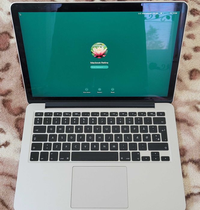 MacBook Pro, (Retina, 13-inch, Early 2015)