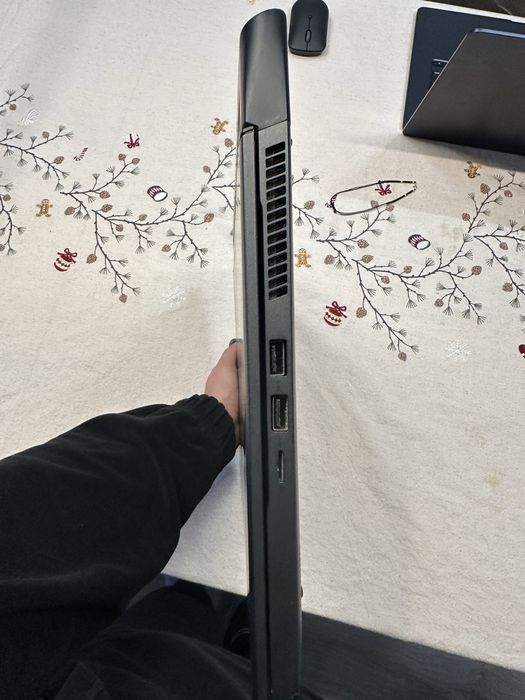 Лаптоп Alienware m15 r3