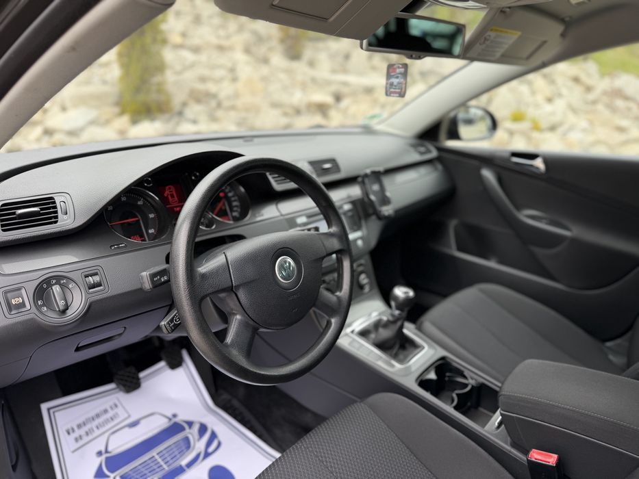 Volkswagen / Passat 2.0 TDI Trendline