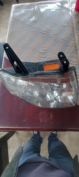 Фарове за Паджеро 4