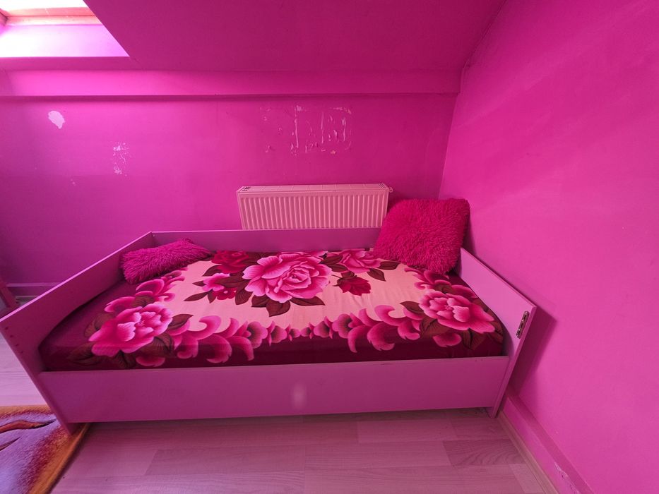 Mobilier cameră copii – set complet, culoare roz