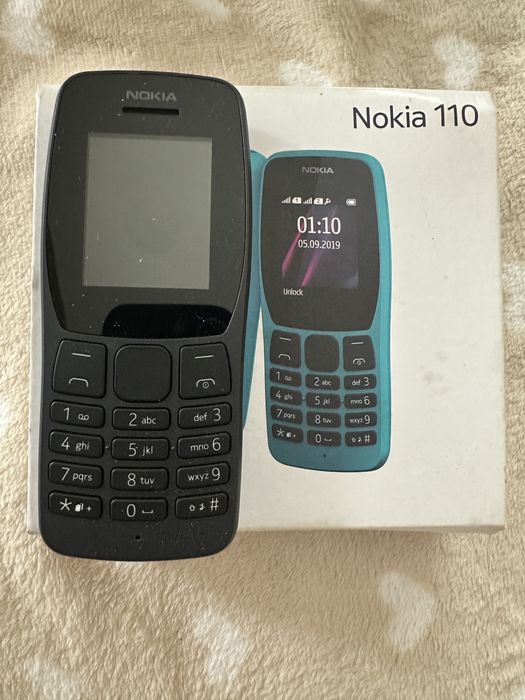 Телефони Motorola g 05 и Nokia 110