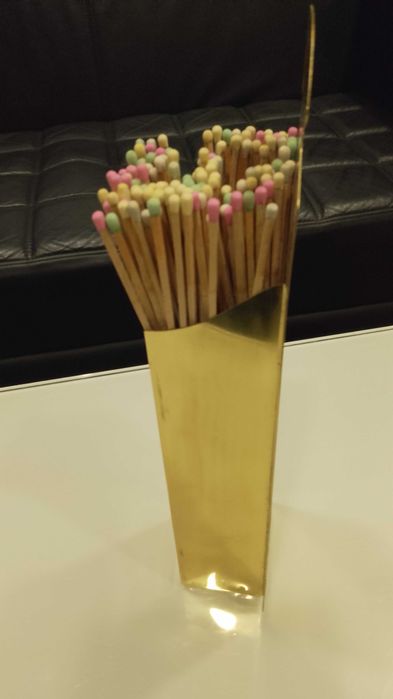 Suport elegant + chibrituri pentru Semineu - ideal DECOR