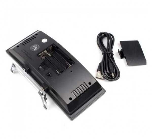 Настолен LED часовник , огледален, календар, термометър, -10°C до 50°C