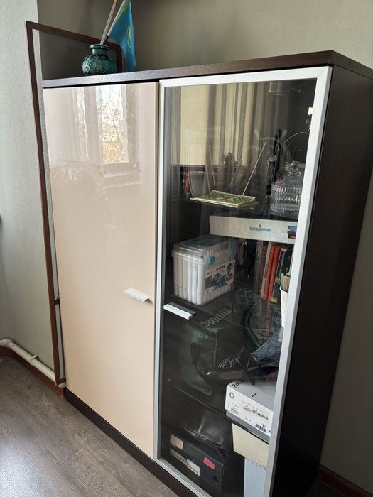 Шкаф для книг и прочее