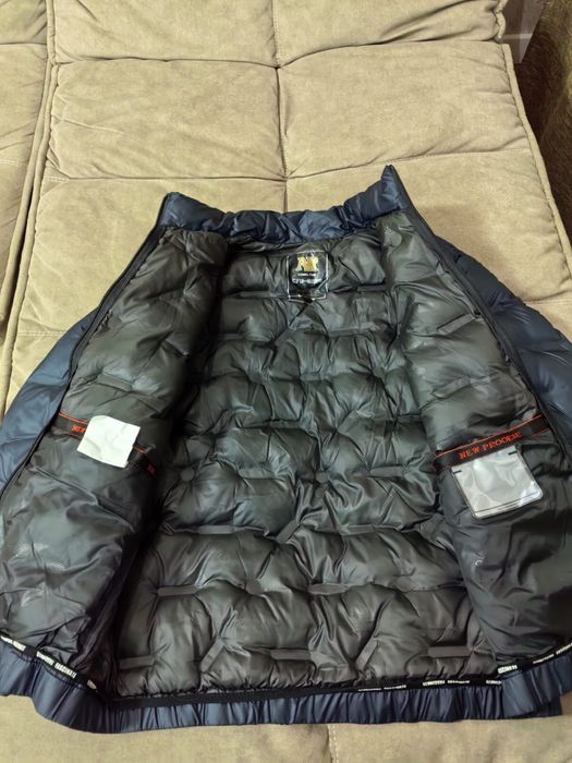 Продаю куртку новая