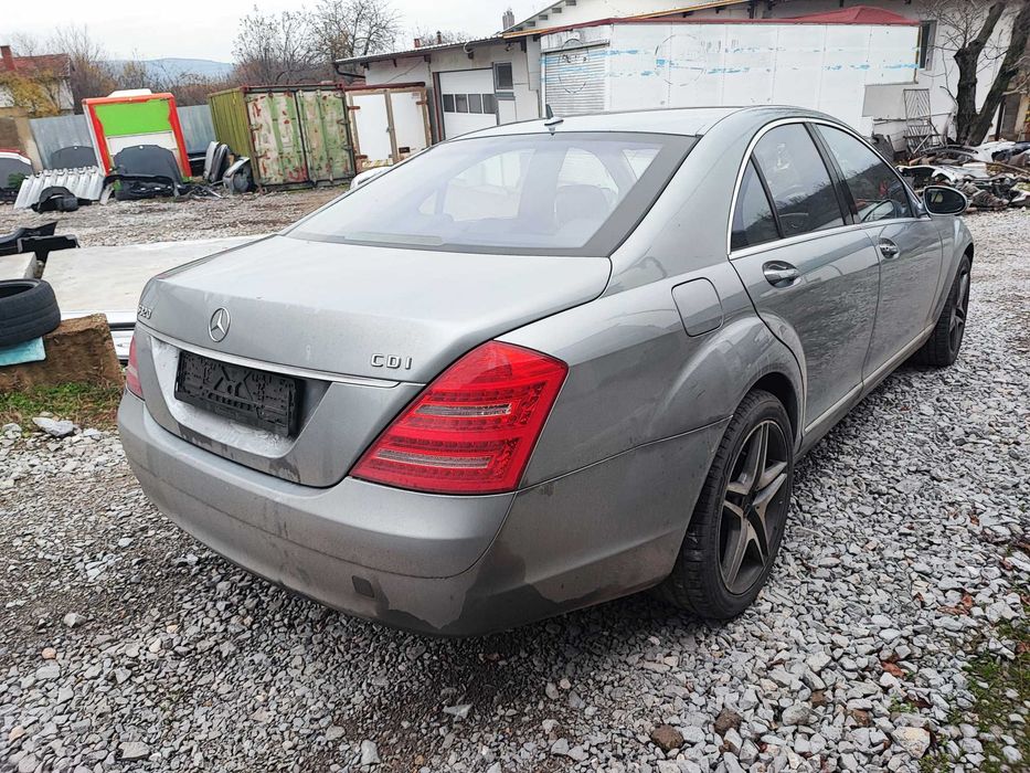 Мерцедес W221 320 CDI 224 коня S класа На Части