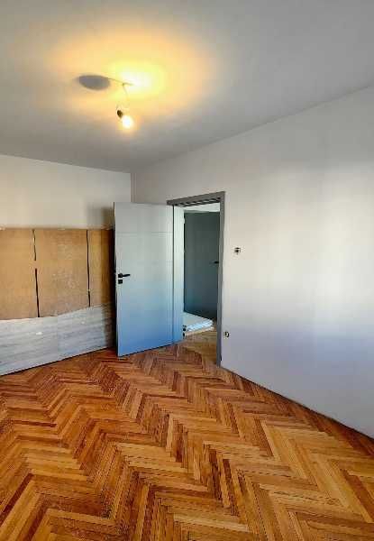 Продава се Двустаен апартамент в Пловдив, Кършияка - 64 кв.м за 1375 €/кв.м - Снимка #1