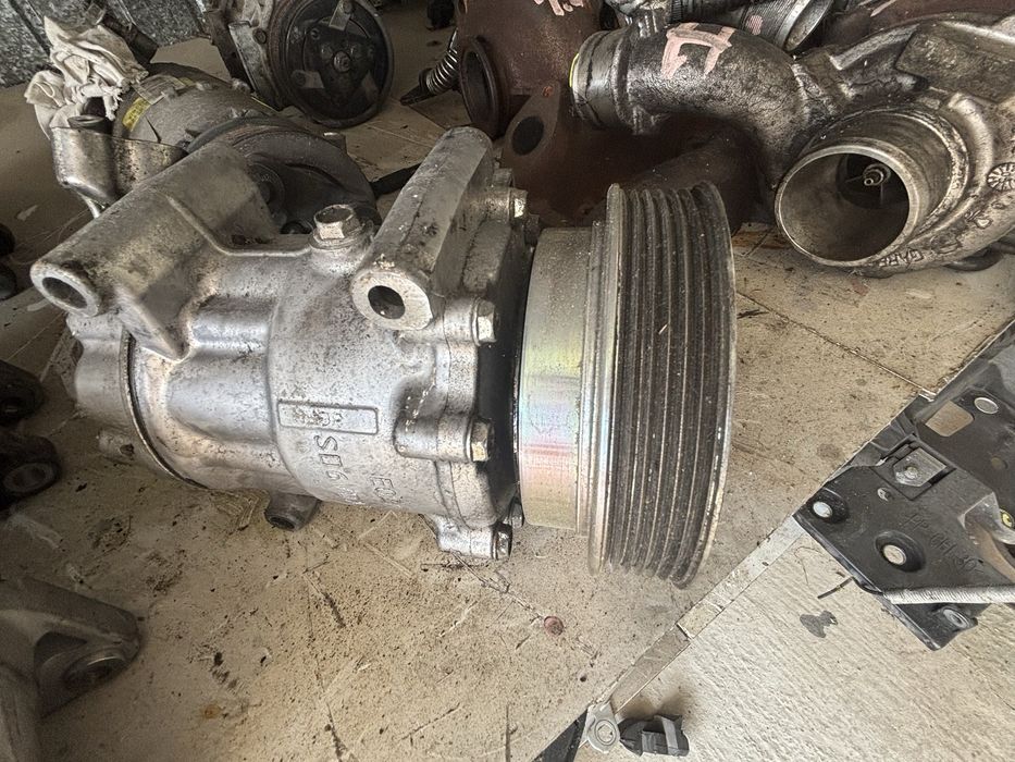 Compresor aer conditionat renault clio 3  1.5 dci