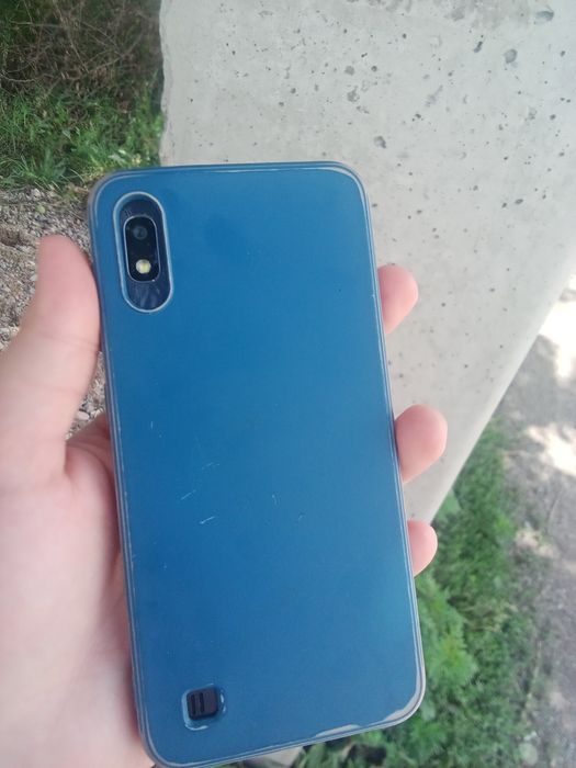 Продам Самсунг а10