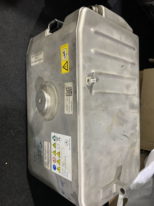 Запчасти на мерседес гибрид