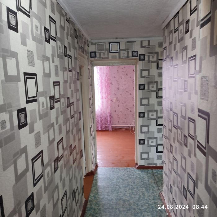 Продается пятикомнатные хороший дом в Черемшанки.