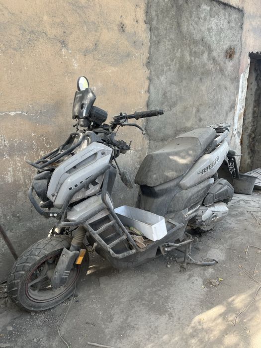 Продам скутер танк