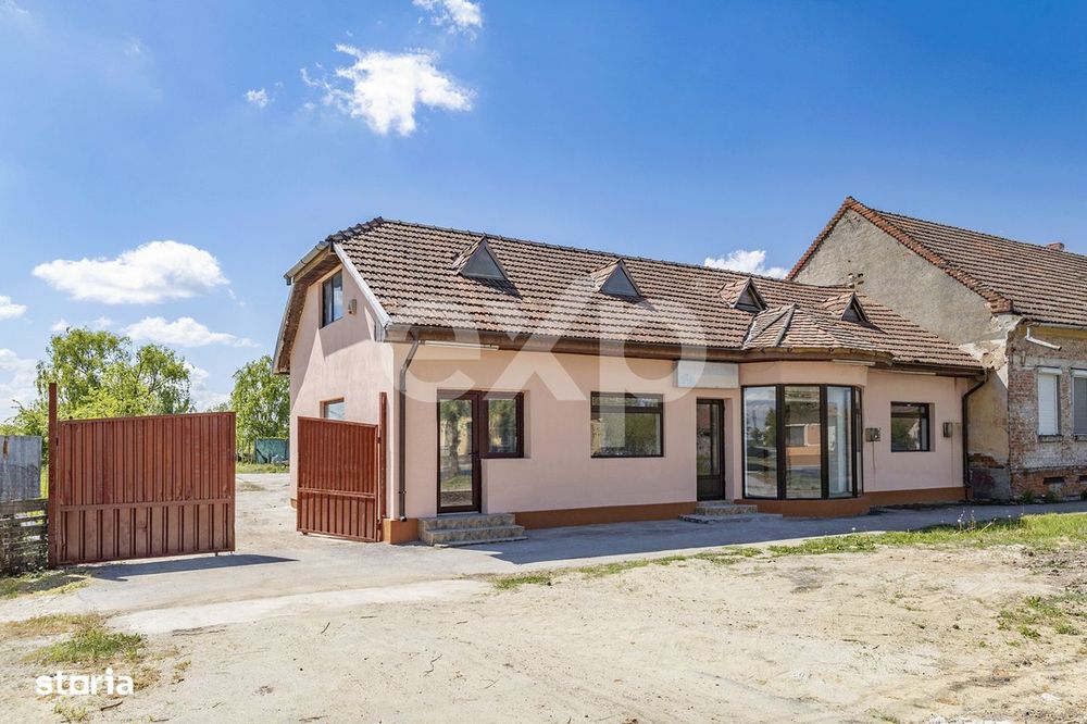 Spatiu Comercial + teren cu izvor de apa minerala in Bacova