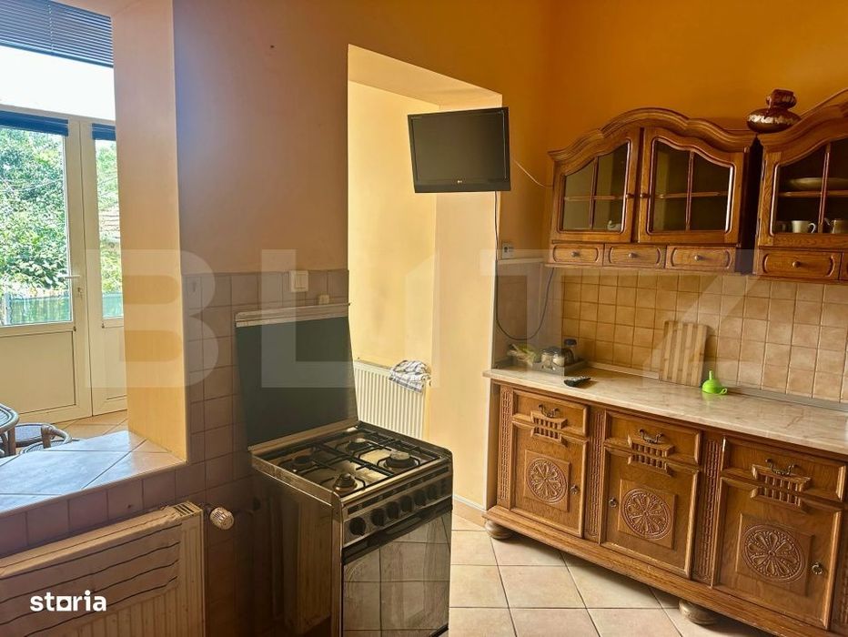 Apartament 3 camere, 100 mp, zona Dambovita