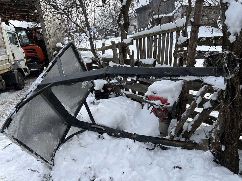 De vanzare Dumper 6t bena rotativa