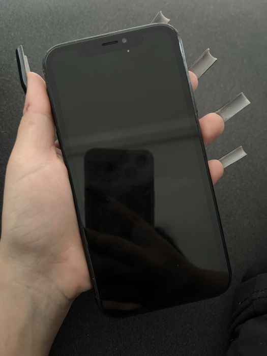 Iphone XR торга нет
