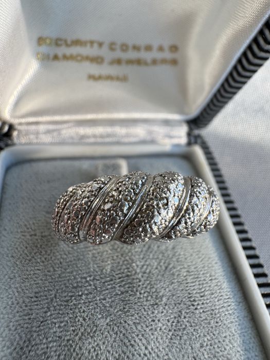 Inel din argint si diamant