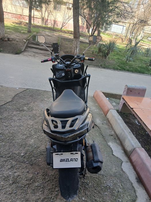 Skuter sotiladi tiger