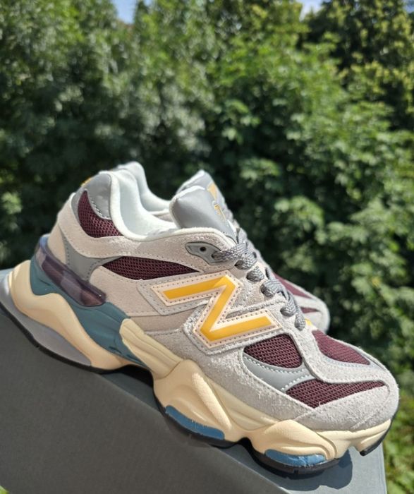 New Balance 9060