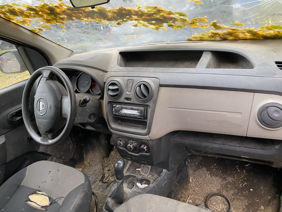 Dacia Dokker 1.6 на части