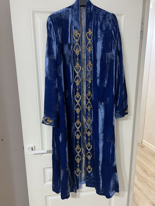 Бешпент Камшат сән үйінен алынған