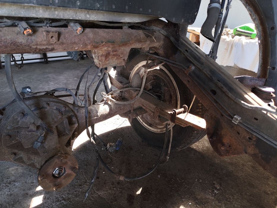 Mitsubishi L200-Митсубиши Л200-Заден Диференциал,Заден Мост