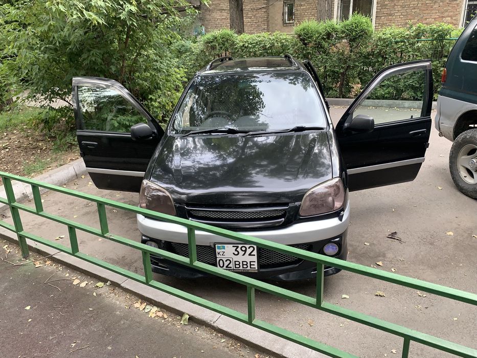 Тайота Раум 1997 года