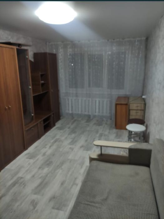 Сдам 2 комн. квартиру район 8 школы