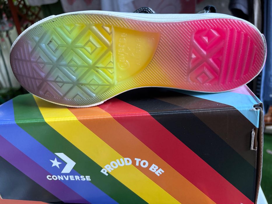 Converse tenesi dama