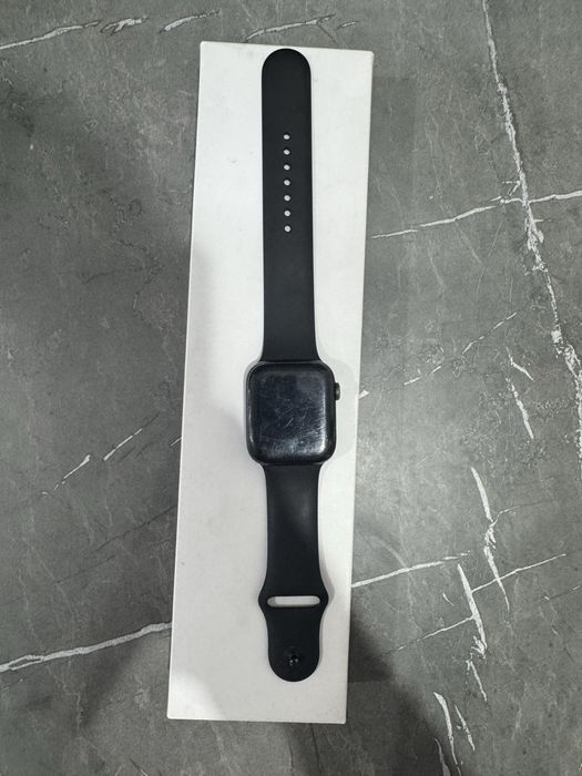 Apple Watch SE Series, 44мм.
