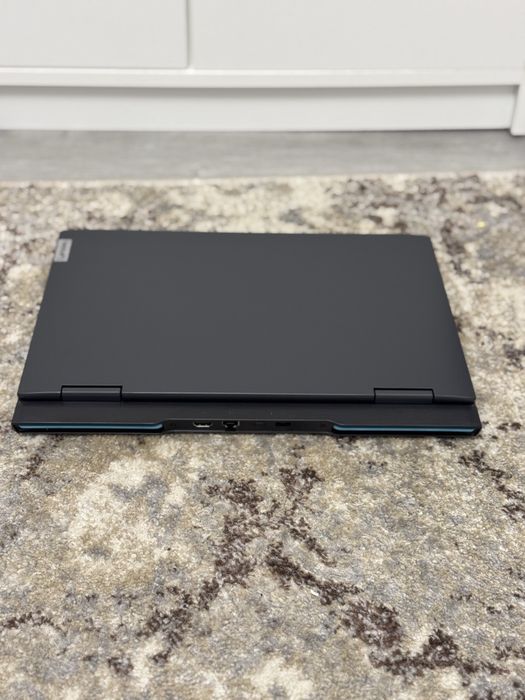 Laptop Gaming Lenovo