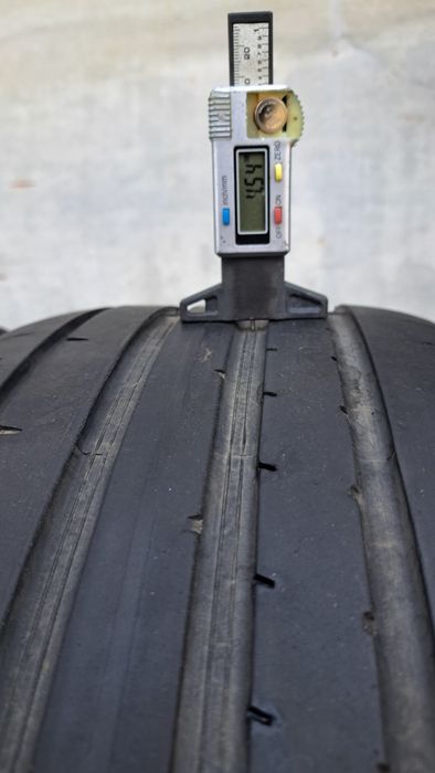 Летни гуми 245 45 18 Dunlop 0824