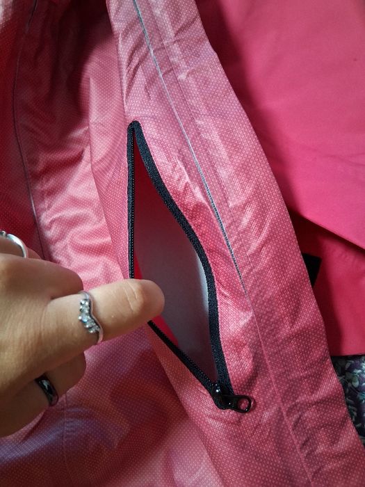 Дамско непромокаемо яке L