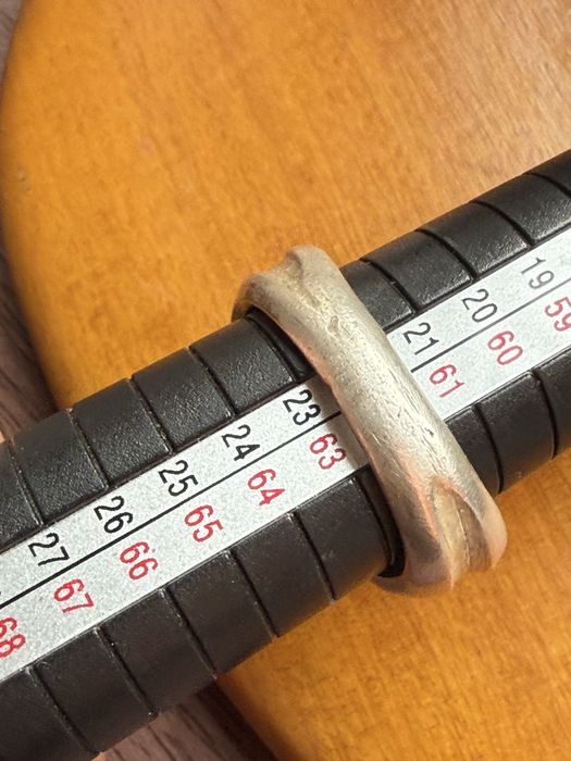 Inel vechi in stare foarte buna