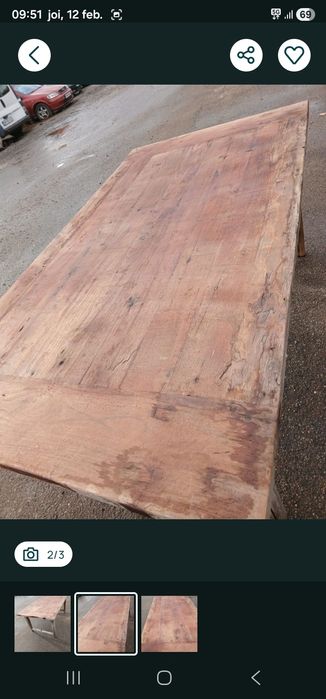 Vând masa din lemn masiv