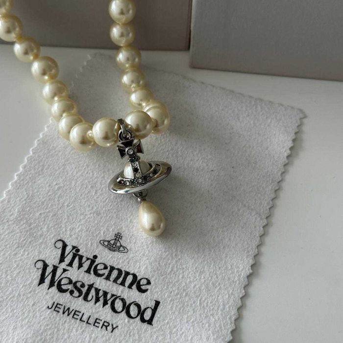 Vivienne Westwood Колие