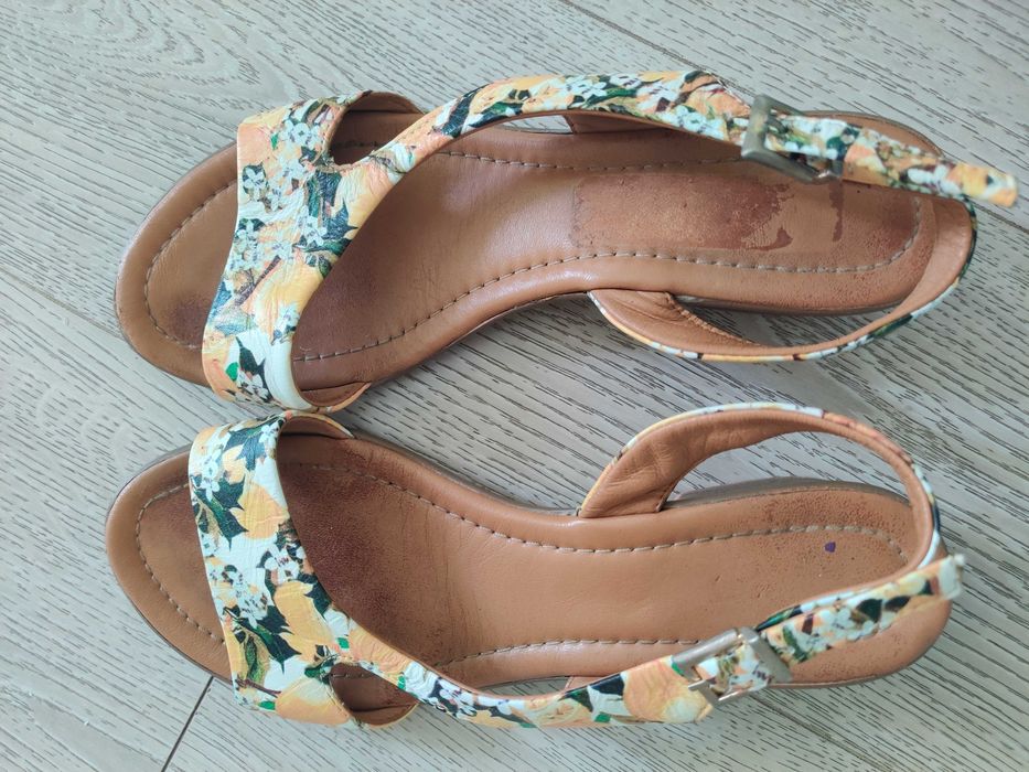 Летни дамски елегантни сандали, естествена кожа