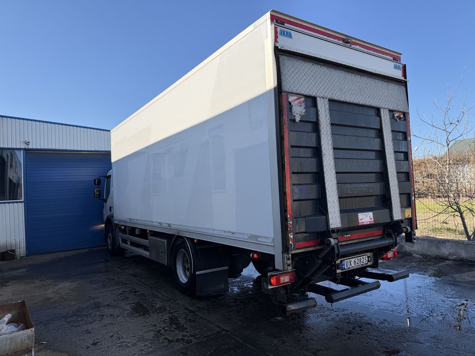VOLVO FE FRIGORIFIC 240000km!! Anvelope noi / 19,5t/ Inmatriculat RO